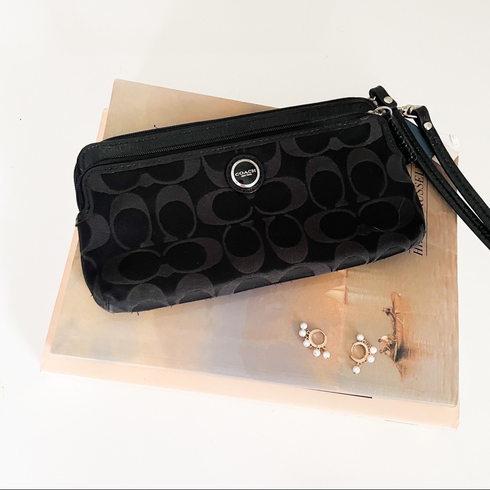 Coach / Canvas Wristlet